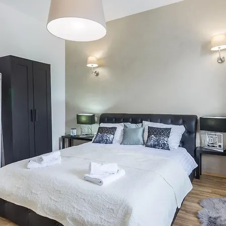 Comfrot One Bedroom With Sea View Póla