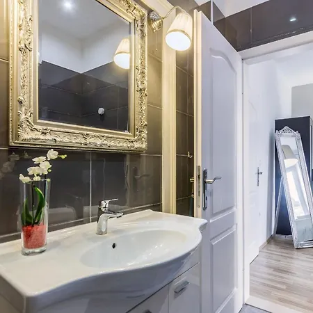 Comfrot One Bedroom With Sea View